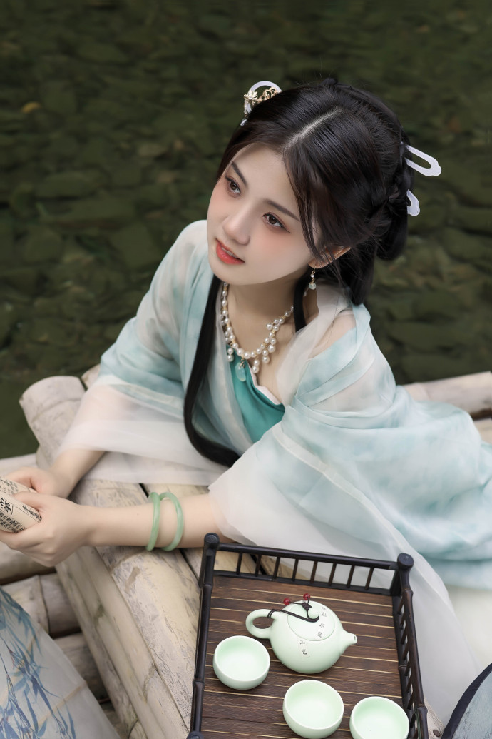 小丑2：双重妄想 封面